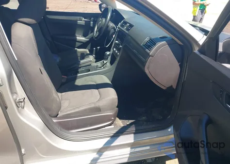 2012 Volkswagen Passat 2.5L S из США, поврежденный, VIN 1VWAP7A34CC006689